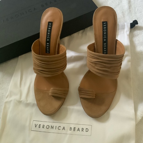 NIB Veronica Beard Orla Scrunched Suede Sandal - Picture 13 of 14